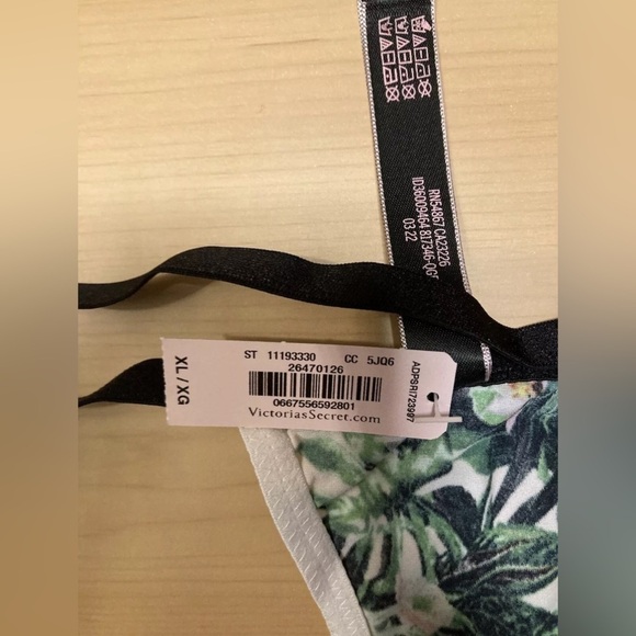 Victoria Secret VERY SEXY V-Hardware V-String Panty Paradise Orchid Thong XL NWT - Picture 4 of 4